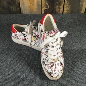 Guess graffiti fashion sneakers women’s size 7.5